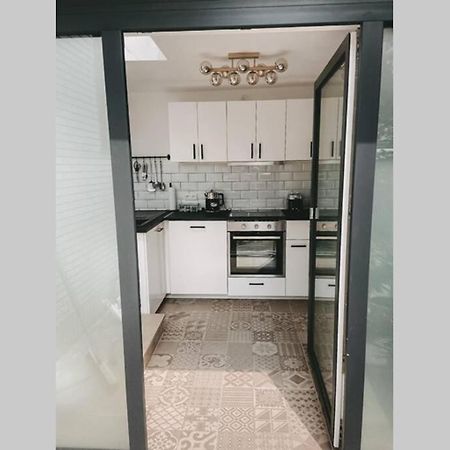 Wunderschoene Sanierte Wohnung Vor Den Toren Koelns Εξωτερικό φωτογραφία